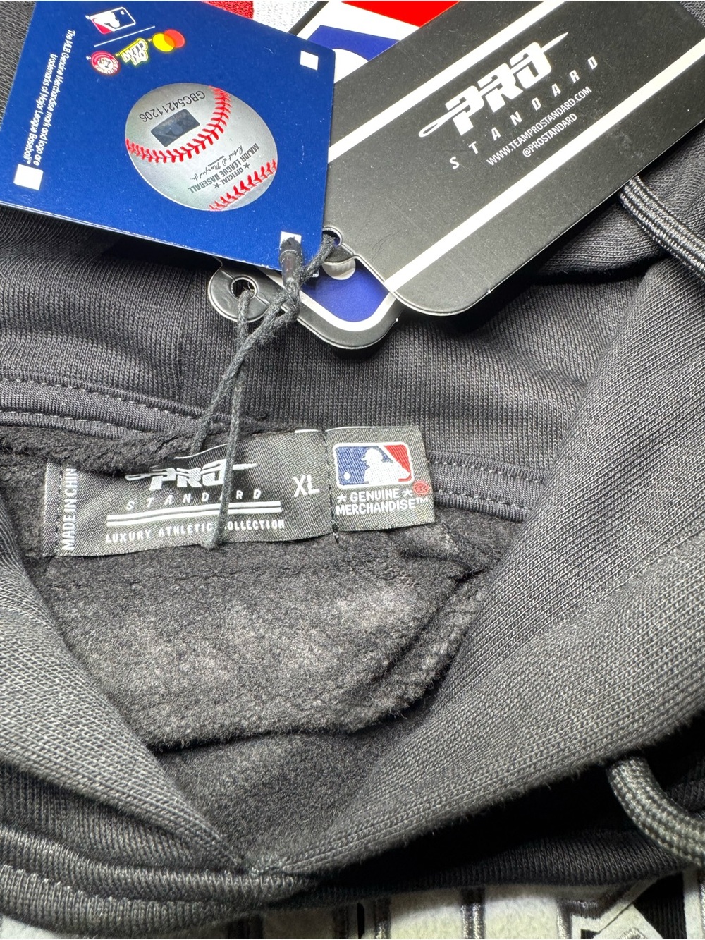 Pro Standard Texas Rangers Mexico Heritage Hoodie - Picture 6 of 6